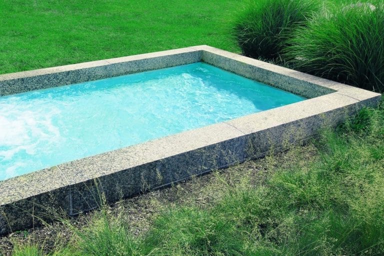 Wat is een dompelbad en wat zijn de voordelen? | Wellness Tuinier